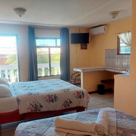Hospedaje Кепос Экстерьер фото